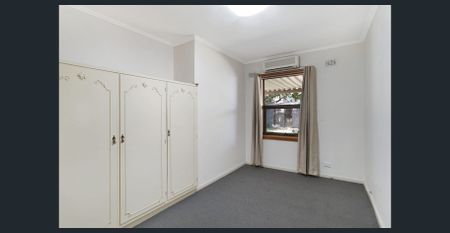 Spacious & Inviting Home Perfect for Family Living - Photo 2