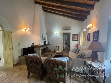 TH2023449 - Beautiful Algarve style three bedroom house - Photo 3