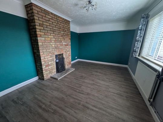 2 bedroom bungalow to rent - Photo 1