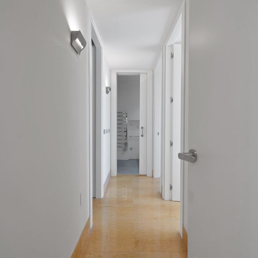 Middle Floor Apartment in Nueva Andalucía - Photo 1