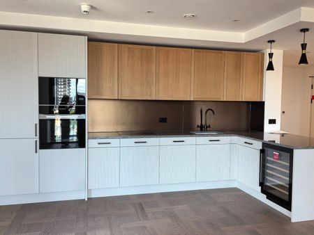 Room in a Shared Flat, Merino Gardens, E1W - Photo 2