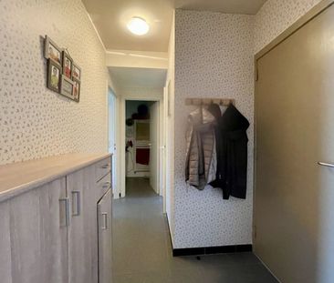 Appartement te huur in Mariakerke voor € 800 met 1 slaapkamer - Photo 3