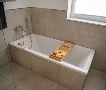 Hochwertige Maisonettewohnung mit Balkon - Photo 1