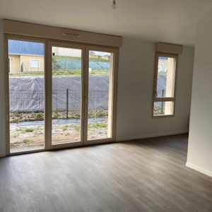 Location d'un appartement F1 (37 m²) à PONT L EVEQUE - Photo 2