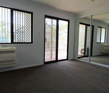 3-Bedroom Townhouse in Sought-After Kelvin Grove - Photo 3