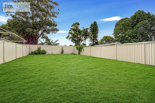52 Doyle Rd, Revesby NSW 2212 - House For Rent | Domain - Photo 1