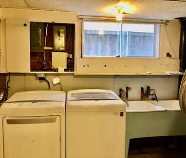 For Lease - 42 Scarboro Crescent, Toronto, Ontario - Photo 4