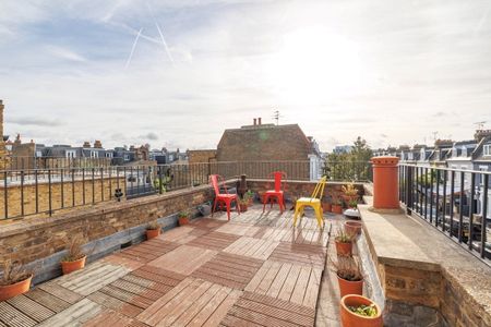 Professional sharers can apply. A well presented three double bedrooms apartment in the heart of Parsons Green, suitable to professional sharers or a couple /family, feauturing a south facing roof terrace. - Photo 5