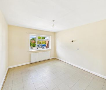 3 bedroom detached bungalow to rent - Photo 3