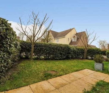 Kingsclere, Hampshire, RG20 - Photo 2
