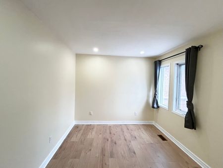 For Lease - 1050 Bristol Road Unit# 103, Mississauga, Ontario - Photo 5
