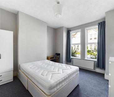 5 bedroom terraced house to rent - Photo 5