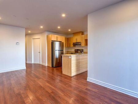 1920 Boul. du Souvenir - Photo 5