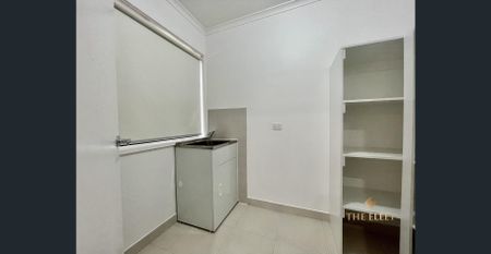 Stylish 4 bedroom Tarneit home with open-plan living, a modern kitchen, and a spacious master suite. - Photo 4