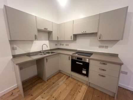 1 bedroom apartment to rent - Photo 4