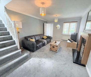 4 bedroom House To Let Total Size: 1551 SQ FT - Photo 1