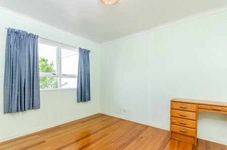 Amazing location! - Photo 2