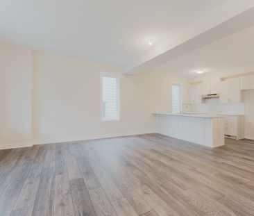 For Lease - 207 Speckled Alder Row, Barrhaven, Ontario - Photo 1