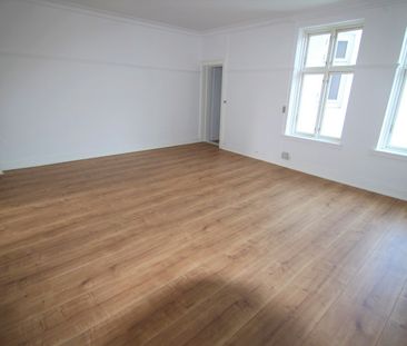 JERNBANEGADE 19B,2 6000 KOLDING – DELEVENLIG LEJLIGHED I GÅGADEN - Photo 1