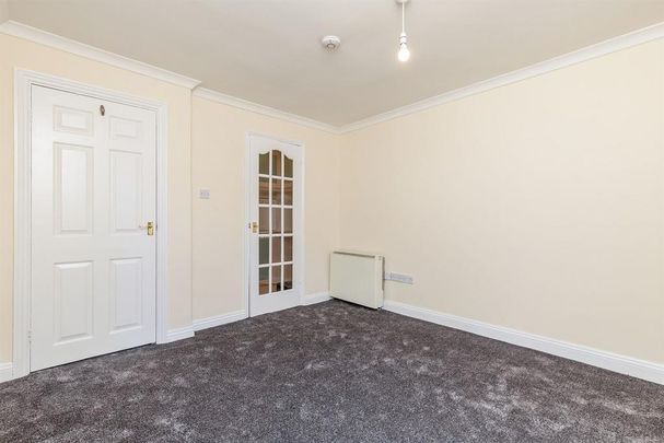 1 bedroom retirement property to rent - Photo 1