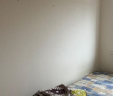 2 Bed Flat, Sugar Mill Square, M5 - Photo 3