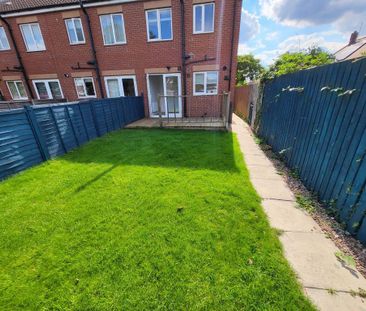 2 bedroom semi-detached house to rent - Photo 2