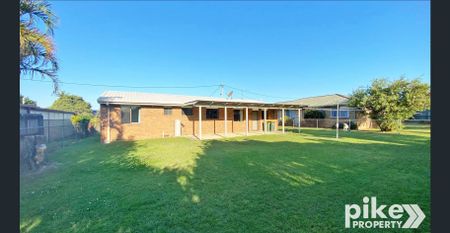 Neat as a pin - Central & Handy location! - Photo 3