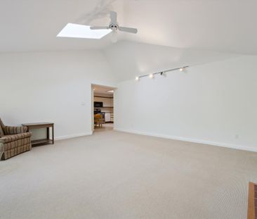 For Lease - 1095 Linbrook Road, Oakville, Ontario - Photo 4