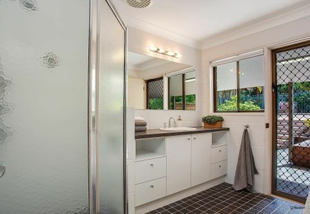 Private Hinterland Retreat with Stunning Pool and Bali Hut - Photo 2