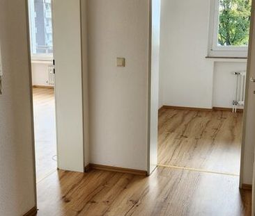 Gut und günstig für Starter! Ideale Erstwohnung! Mit WBS! - Foto 1