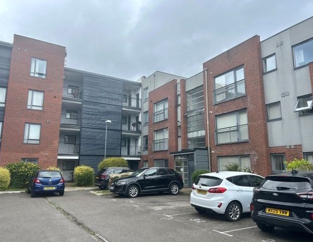 Carlett View, L19 2NP - Photo 1