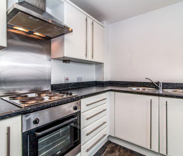 2 bedroom flat to rent - Photo 6