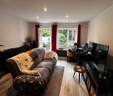 1 Bed Flat, Abbeyfields Close, NW10 - Photo 1