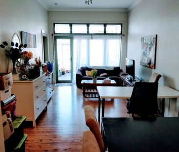 Gorgeous share house for rent! All bills included! Furnished! - Photo 1