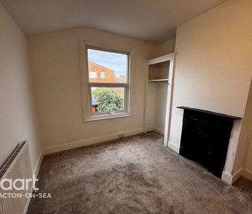 3 bedroom terraced house to rent - Photo 2