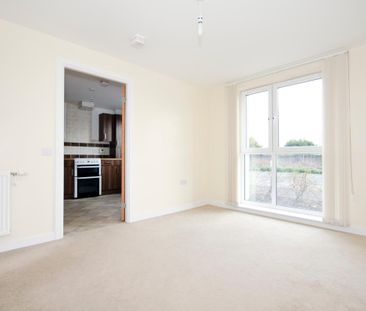 2 bed, Ground Floor Flat - Photo 1
