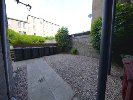 Hilltown 287 (2/3), DD3 7AP, Dundee - Photo 3