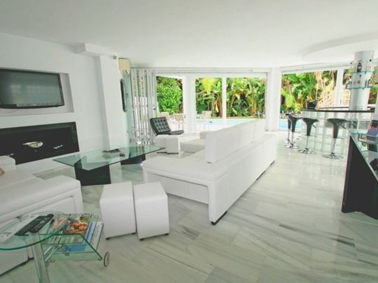 4 bedroom luxury Villa for rent in Puerto Banus, Marbella, Andalusia - Photo 1