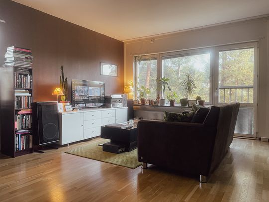 Ormbergsvägen, Sigtuna - Photo 1