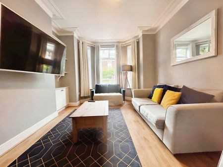 6 bedroom end of terrace house to rent - Photo 2