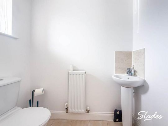 3 bedroom semi-detached house to rent - Photo 1