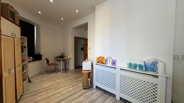 2 bedroom house to rent - Photo 1