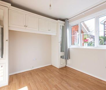 2 bedroom property to rent - Photo 2