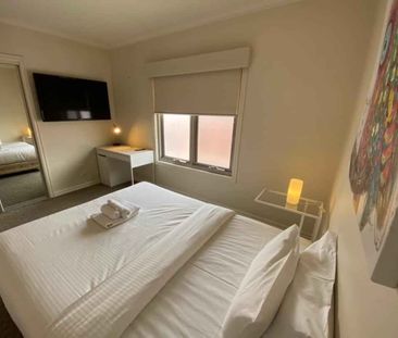 Room 9 (Non Ensuite) - Photo 6