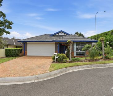 Beautiful 3 Bedroom Family Home in a Peaceful, Convenient Location - Photo 5