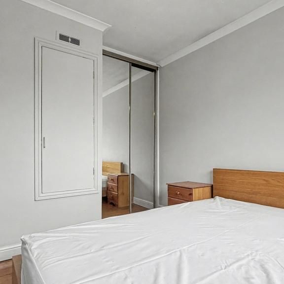 2 bedroom house to rent - Photo 1