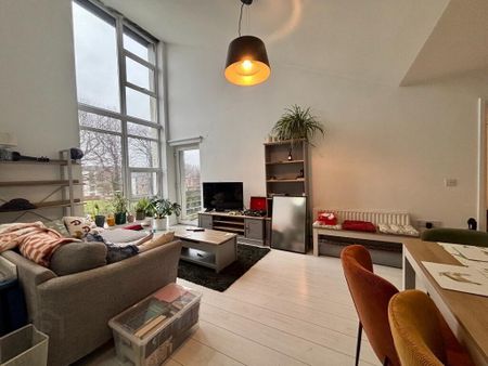 25 Woodbrook Green, Lisburn, BT28 2ZJ - Photo 2