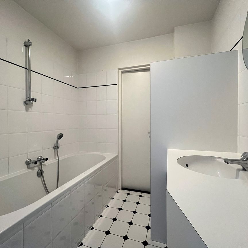 For rent: Bronckhorststraat 10-3, 1071 WR Amsterdam - Foto 1