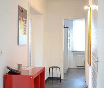 Charmante Wohnung mit Dachterrasse - Citynah - Photo 3