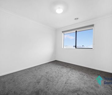 Double-Story Home in Riverwalk Estate !! - Photo 4